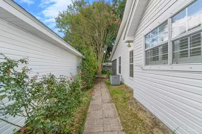 8024 Eastwood Ln, Pensacola, FL 32514 - Photo 32