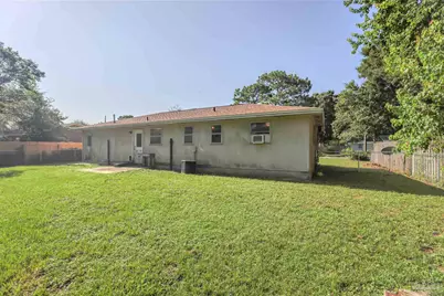 2070 Curry Cir, Pensacola, FL 32504 - Photo 26