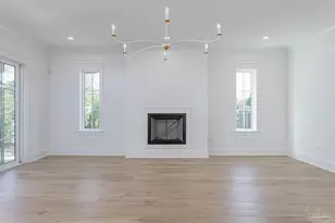 930 E Hernandez St, Pensacola, FL 32503 - Photo 14