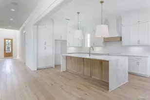 930 E Hernandez St, Pensacola, FL 32503 - Photo 6