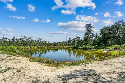 2032 Garcon Point Rd, Milton, FL 32583 - Photo 10