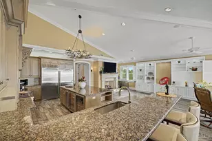 4050 Indigo Dr, Pensacola, FL 32507 - Photo 50