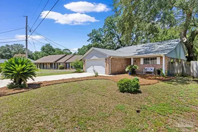 7412 St James Pl, Pensacola, FL 32506 - Photo 4