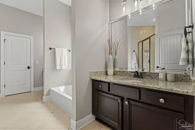 8975 Salt Grass Dr, Pensacola, FL 32526 - Photo 10