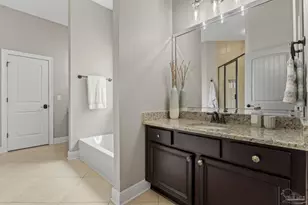 8975 Salt Grass Dr, Pensacola, FL 32526 - Photo 10