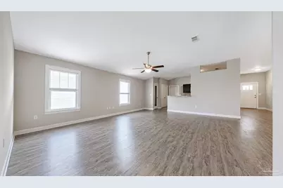 2009 Presidio St, Navarre, FL 32566 - Photo 4