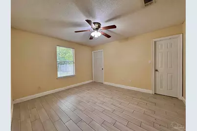 1037 Antigua Cir, Pensacola, FL 32507 - Photo 8