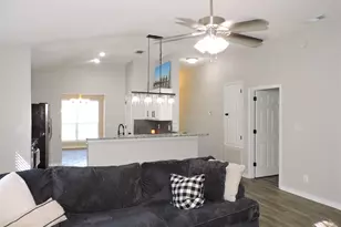 2541 Gulf Breeze Ave, Pensacola, FL 32507 - Photo 12