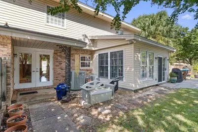 822 Bay Cliffs Rd, Gulf Breeze, FL 32561 - Photo 42