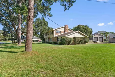 822 Bay Cliffs Rd, Gulf Breeze, FL 32561 - Photo 6