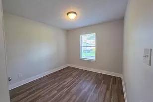 5008 Orlando Ct, Pensacola, FL 32526 - Photo 18
