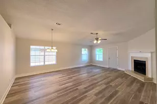 5008 Orlando Ct, Pensacola, FL 32526 - Photo 6
