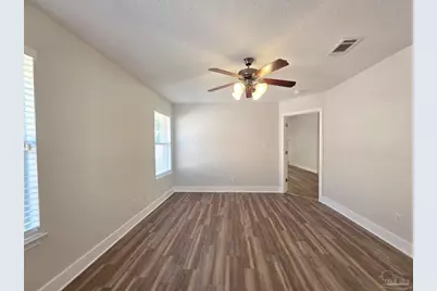 5008 Orlando Ct, Pensacola, FL 32526 - Photo 12