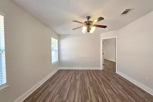 5008 Orlando Ct, Pensacola, FL 32526 - Photo 12