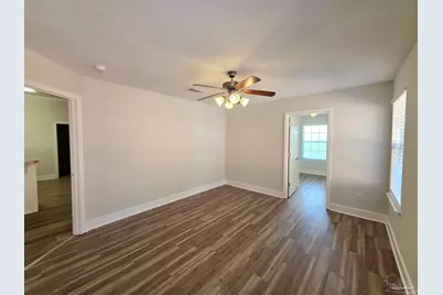 5008 Orlando Ct, Pensacola, FL 32526 - Photo 10