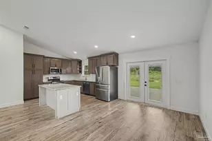 106 River Annex Rd, Cantonment, FL 32533 - Photo 10