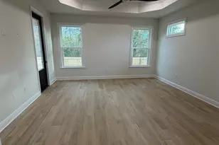 5702 Dunbar Cir, Milton, FL 32583 - Photo 12