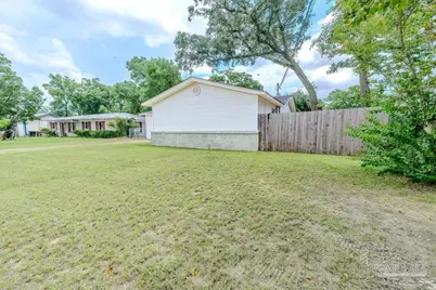 220 N Stillman St, Pensacola, FL 32505 - Photo 2