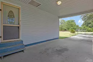 2011 Blakely Ave, Pensacola, FL 32507 - Photo 4