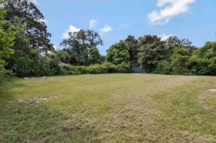 2011 Blakely Ave, Pensacola, FL 32507 - Photo 32