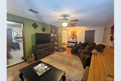 5988 Pursley Ave, Pensacola, FL 32526 - Photo 6