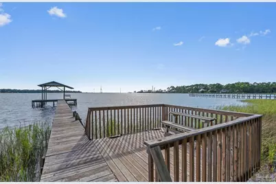 7107 Wells Ave, Navarre, FL 32566 - Photo 12