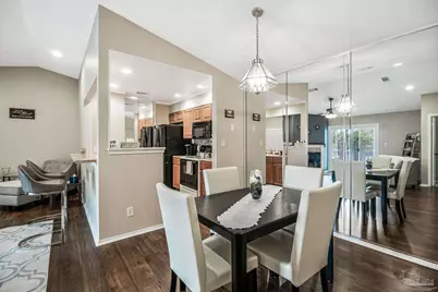 601 E Burgess Rd #F8, Pensacola, FL 32504 - Photo 12