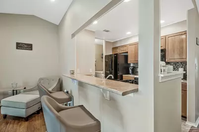 601 E Burgess Rd #F8, Pensacola, FL 32504 - Photo 4