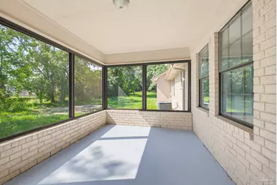 27 S 72nd Ave, Pensacola, FL 32506 - Photo 10