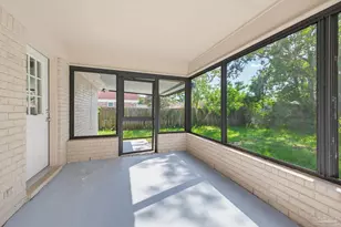 27 S 72nd Ave, Pensacola, FL 32506 - Photo 8