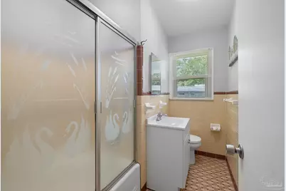 18 Cambridge Ave, Pensacola, FL 32534 - Photo 28