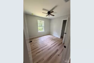 3053 N 15th Ave, Milton, FL 32571 - Photo 4