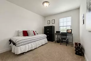 8732 Brown Pelican Cir, Navarre, FL 32566 - Photo 18