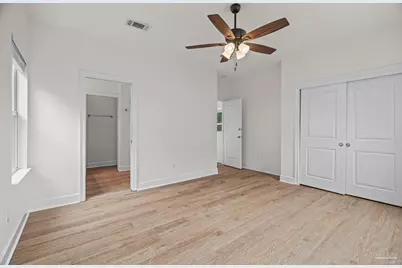 811 N Tarragona St, Pensacola, FL 32501 - Photo 20