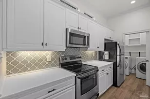 811 N Tarragona St, Pensacola, FL 32501 - Photo 10