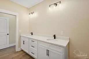 4913 Hickory Shores Blvd, Gulf Breeze, FL 32563 - Photo 12