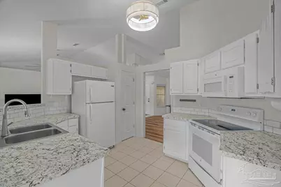 2531 Houston Cir, Gulf Breeze, FL 32563 - Photo 14