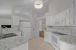 2531 Houston Cir, Gulf Breeze, FL 32563 - Photo 14