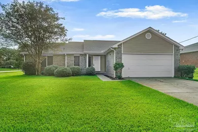 2531 Houston Cir, Gulf Breeze, FL 32563 - Photo 2