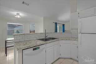 2531 Houston Cir, Gulf Breeze, FL 32563 - Photo 12