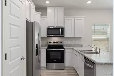 6351 Grove Park Dr, Pensacola, FL 32504 - Photo 12