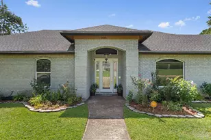 1500 Colwyn Dr, Cantonment, FL 32533 - Photo 8
