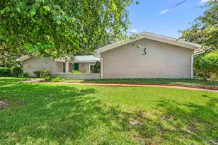 3 Navaho Dr, Pensacola, FL 32507 - Photo 2