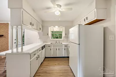 1825 Sandra Dr, Pensacola, FL 32506 - Photo 16
