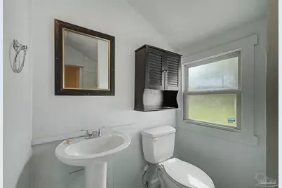 411 W Gadsden St, Pensacola, FL 32501 - Photo 18