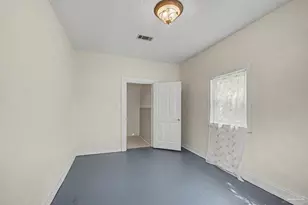 411 W Gadsden St, Pensacola, FL 32501 - Photo 16