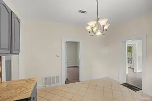 411 W Gadsden St, Pensacola, FL 32501 - Photo 12