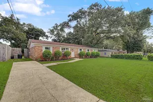 7110 Peninsula Dr, Pensacola, FL 32526 - Photo 4