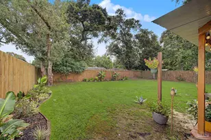 7110 Peninsula Dr, Pensacola, FL 32526 - Photo 36