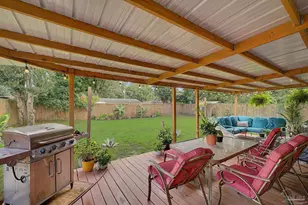 7110 Peninsula Dr, Pensacola, FL 32526 - Photo 32